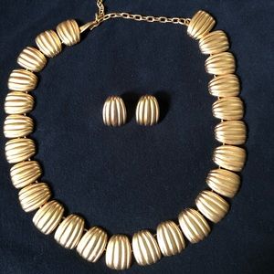 Napier earring and necklace set